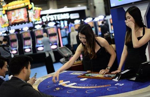 2025新澳门天天开奖攻略和387万放地上被偷与