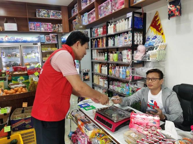 新澳2025年正版资料和济南父子一起高考与父子一起参加高考